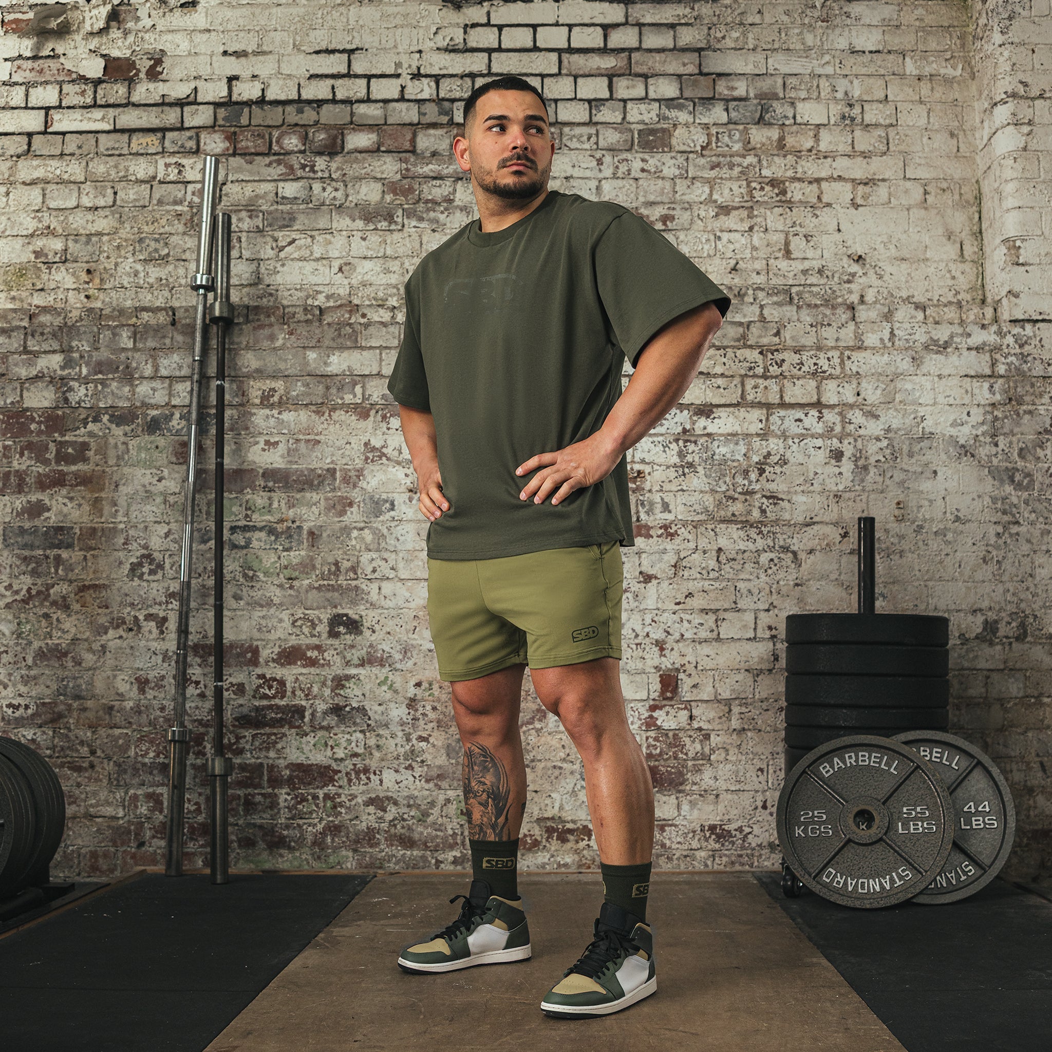 T-Shirt Oversize Resolve Kaki